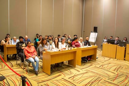 Comienza el juicio por el caso Cecilia Strzyzowski. Serán juzgados Emerenciano Sena, su esposa, Marcela Acuña, y César Sena