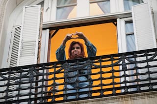 Comienza juicio por supuesta corrupción contra expresidenta argentina Cristina Fernández