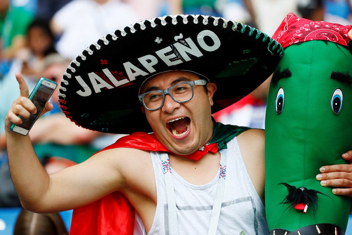 Comienzan a llegar los hinchas mexicanos