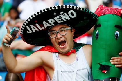 Comienzan a llegar los hinchas mexicanos