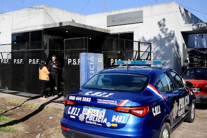 Aumentan la seguridad en comisarías de Rosario