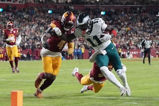 Commanders pelean más que nunca, pero no pueden evitar que los Eagles ganen