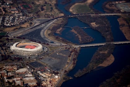 Commanders y Washington acuerdan construir en el estadio RFK por casi 4.000 millones de dólares