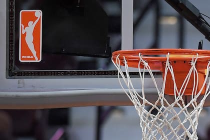 ¿Cómo aborda la WNBA su problema con juguetes sexuales? Detalles sobre arrestos y seguridad