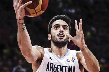 Como base de la selección, alcanzó el subcampeonato mundial en 2019.