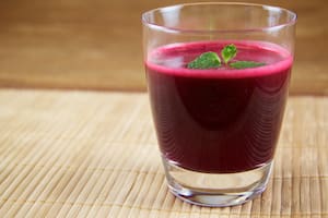 Cómo beber el agua de rábano para desinflamar el estómago