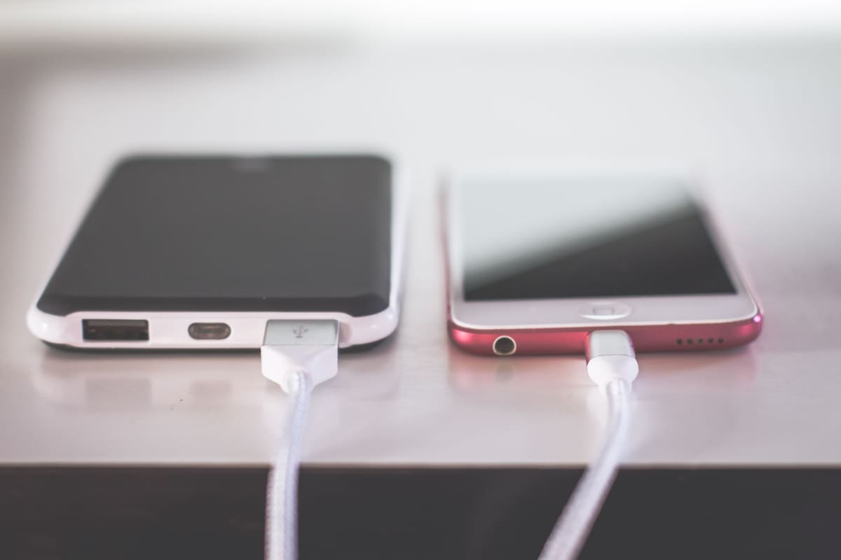 Cómo cargar correctamente un celular para evitar daños en la batería