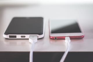 Cómo cargar el celular correctamente sin dañar el dispositivo