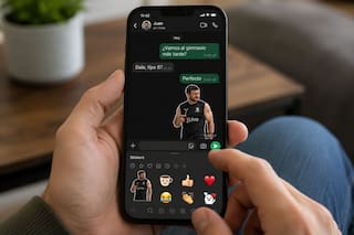 Descubrí cómo crear stickers del futbolista de Nueva Zelanda en WhatsApp
