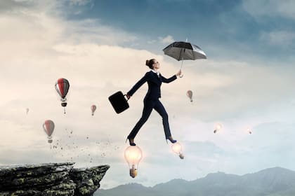 ¿Cómo definimos el éxito profesional? De eso hablan Andrés Hatum y Miguel Espeche en este episodio de Carreras extraordinarias para gente común