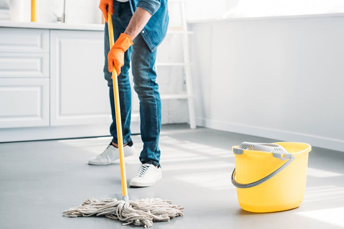 Cómo elaborar una cera casera para dejar relucientes los pisos