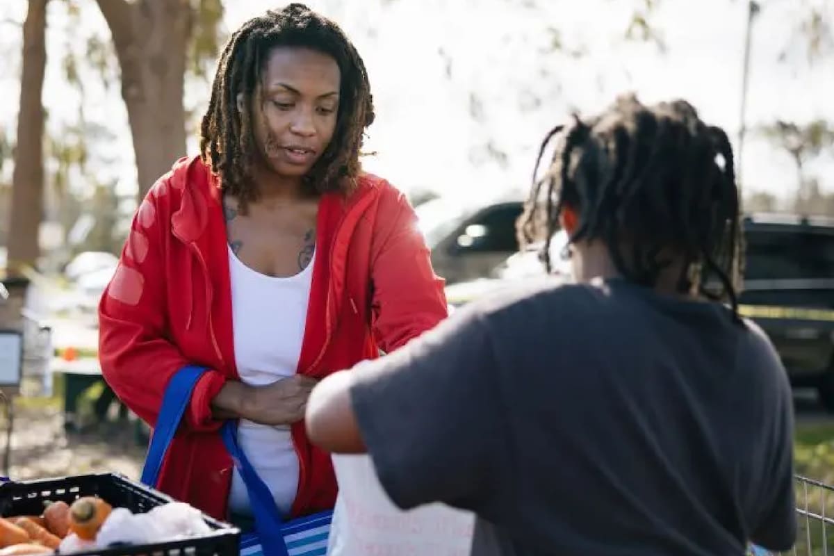 Cómo encontrar los puntos de distribución de alimentos de North Texas Food Bank