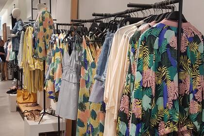 Cómo es diseñar para una de las fábricas de telas más grandes del mundo