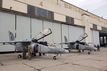 El avión Pampa nació en la década del 80 y desde entonces se fabrica en Córdoba