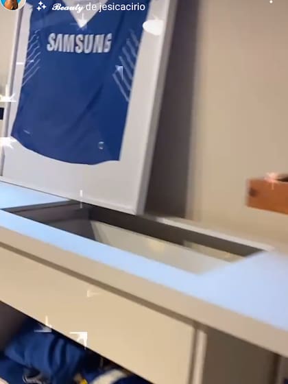 Cómo es el vestidor deportivo de Fabián Cubero