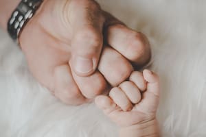 Cómo es tu papá de acuerdo a su signo del zodiaco. Foto: Canva