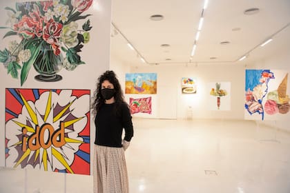 La artista Cynthia Cohen, entre el pop y las pinturas de "still life"