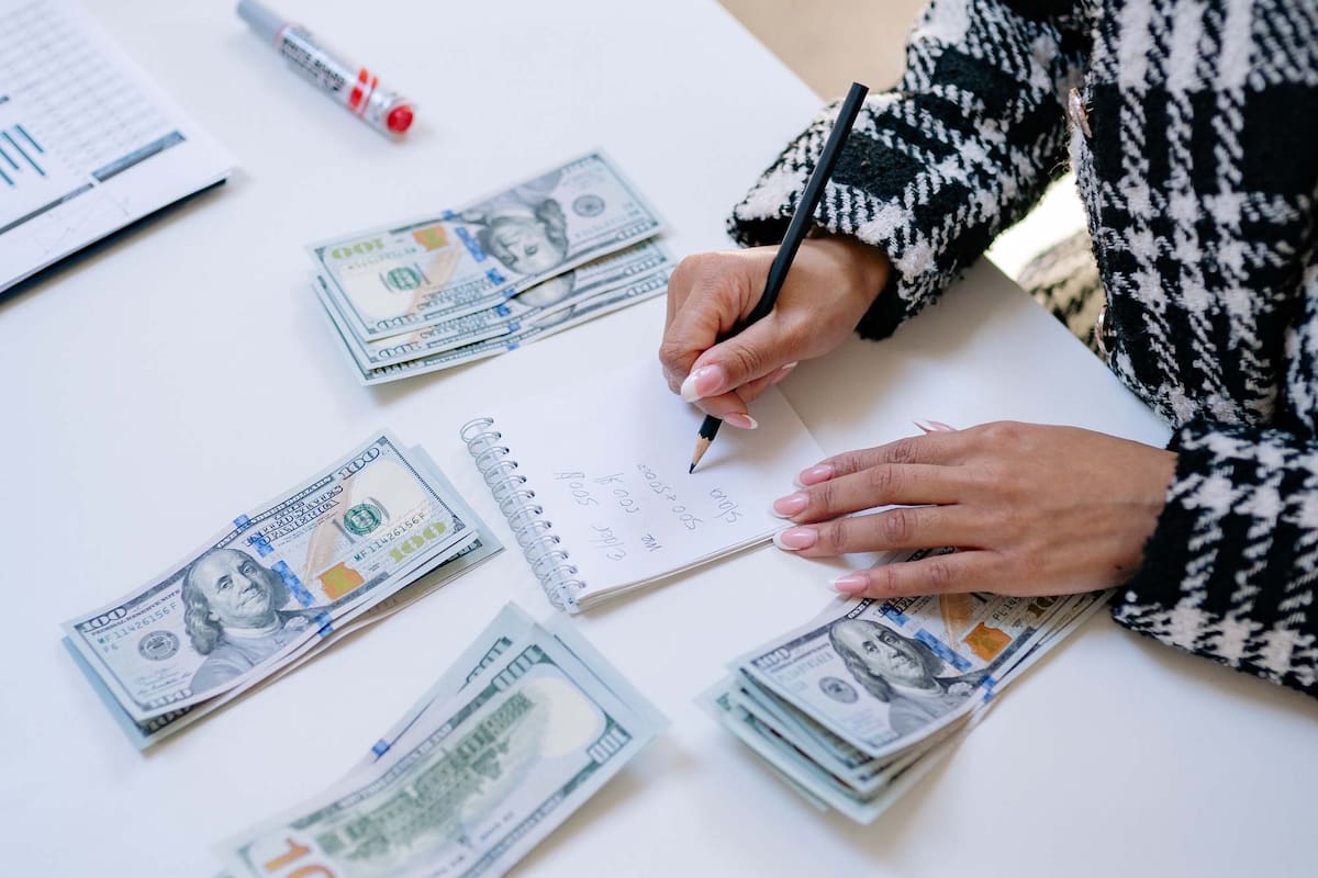 Cómo está el dólar en México hoy, 8 de marzo
