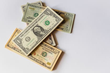 Cómo está el dólar en México hoy, 9 de enero: tipo de cambio del lunes