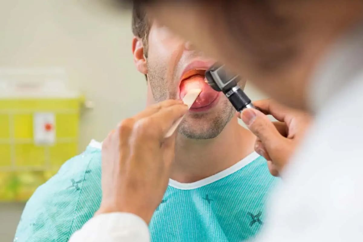 ¿Cómo está tu lengua? Lo que dicen expertos de Harvard sobre las señales de alerta