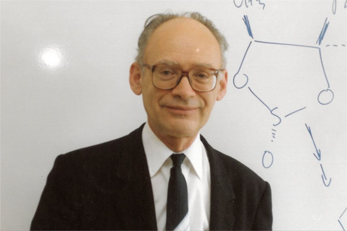 Cómo fueron los inicios de Henry Kagan, el Premio Nobel de Química