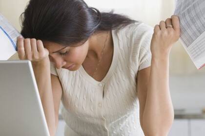 Cómo funcionan los métodos "avalancha" y "bola de nieve" para pagar tus deudas