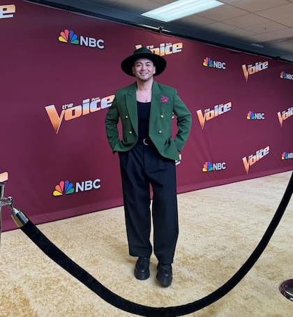 Como ganador de The Voice, Sofronio Vásquez recibirá un contrato discografico