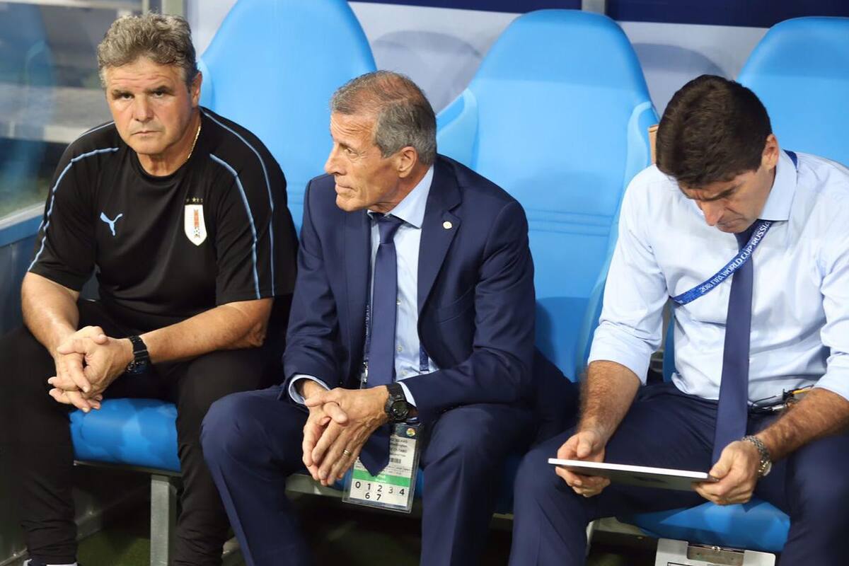 Cómo hacen sus deberes los jugadores del Maestro Tabárez