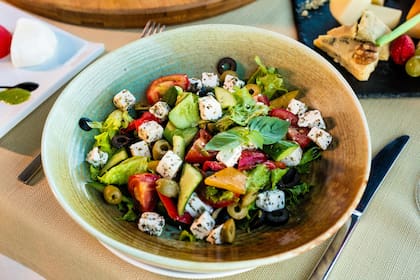 Cómo hacer la ensalada Waldorf navideña en 15 minutos