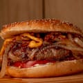 Los maestros hamburgueseros coinciden: "Cuando la termines cerrala cinco minutos con papel de aluminio”