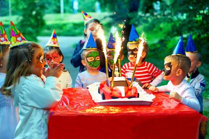 Cómo elegir las golosinas en una fiesta de cumpleaños infantil – Diversión  Hinchable