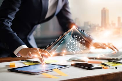 Cómo las compañías deben cambiar para poner al cliente en el centro de su estrategia, ser competitivas y enfrentar los nuevos desafíos en tiempos de incertidumbre. La experiencia de KPMG en el mundo es un aporte para las empresas que operan en Argentina.