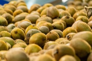 Cómo le afecta al cuerpo comer kiwi todos los días