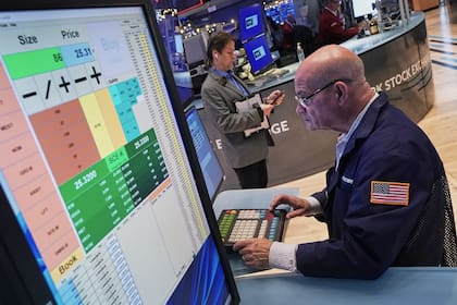 Cómo le fue a la economía de EEUU el año pasado y qué esperar para 2026