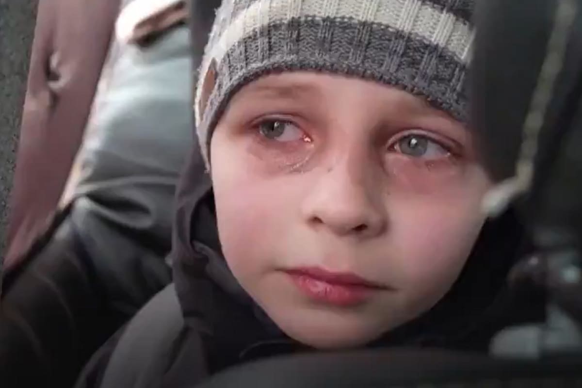 Como muchos niños, Mark se tuvo que despedir de su papá por la invasión rusa a Ucrania