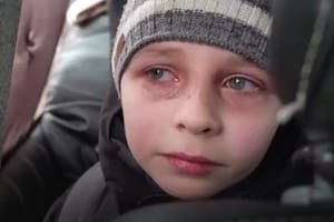 Como muchos niños, Mark se tuvo que despedir de su papá por la invasión rusa a Ucrania