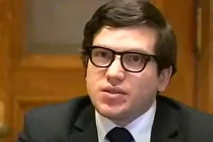 Como Nicholas Alahverdian, hizo campaña a favor de los derechos de los menores y apareció en televisión.