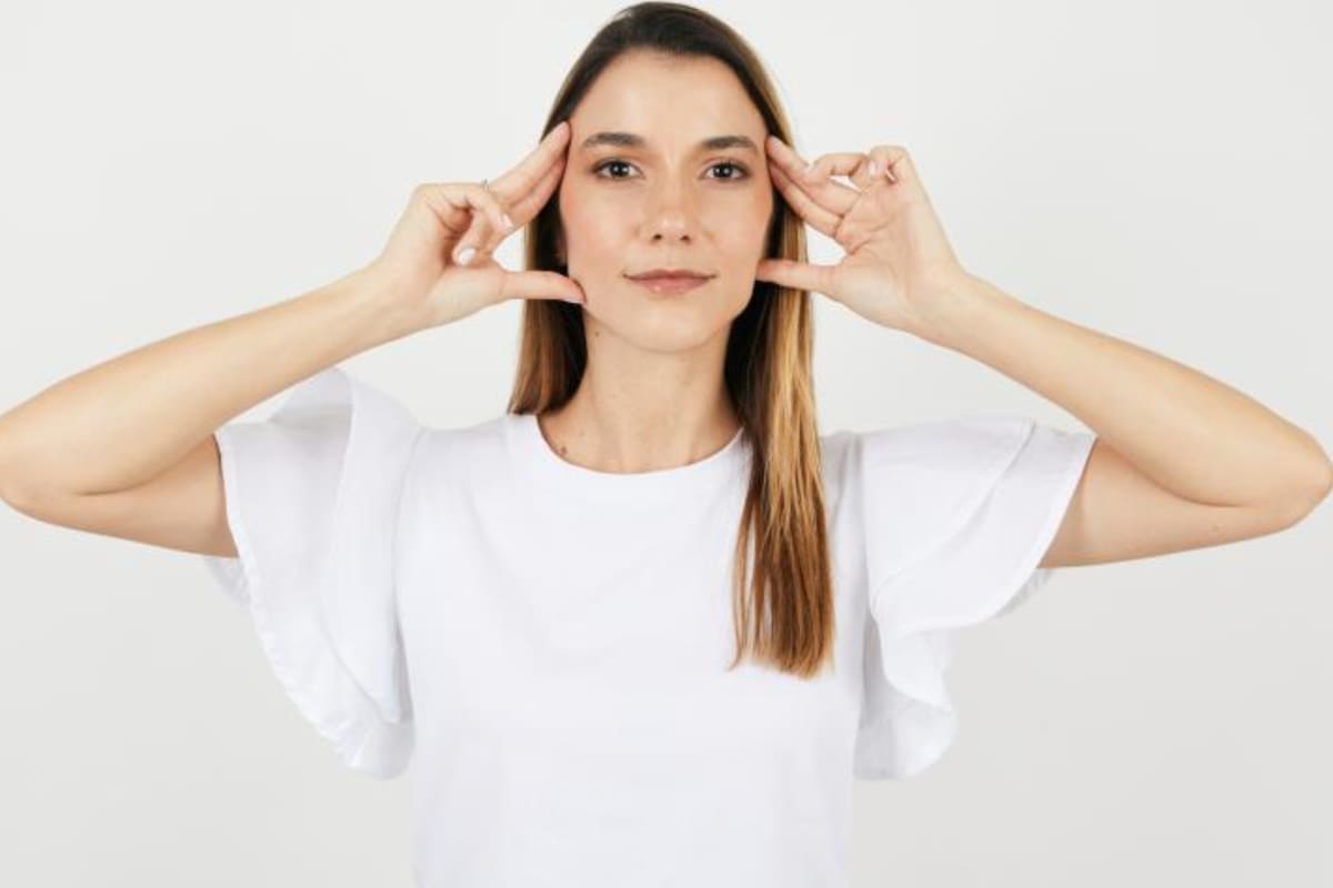 Como parte de las tendencias que reivindican el paso de los años, el yoga facial se impone. FOTO: Cortesía @beautylove.faceyoga