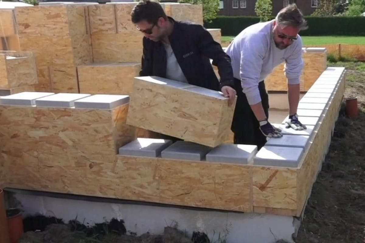 Como piezas de Lego, los bloques desarrollados por la firma belga Gablok permiten construir una casa en seis días con un sistema autodidacta que reduce la cantidad desechos