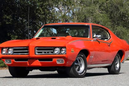 Cómo podría verse el Pontiac GTO si fuera un modelo 2025, según la IA