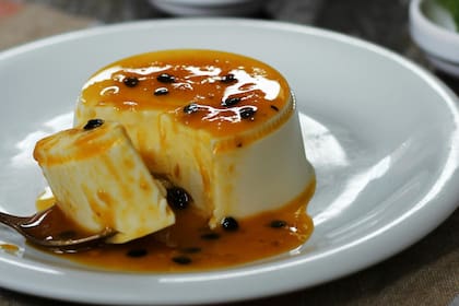 Cómo preparar flan casero en 15 minutos, sin horno