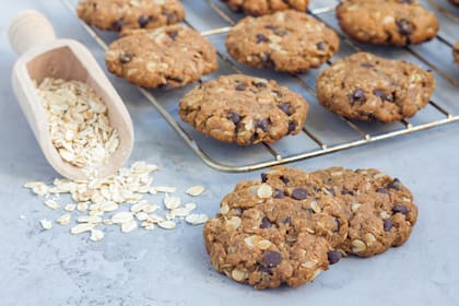 Cómo preparar las mejores galletitas con chips de chocolate para estas fiestas