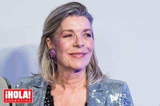 Volvió a brillar como anfitriona de lujo en el “galáctico” Baile de la Rosa