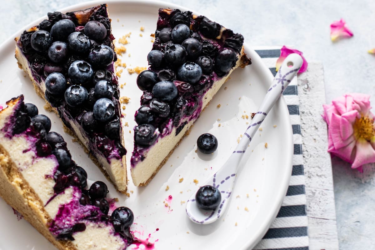 Cómo reconocer una buena torta de queso y consejos para prepararla en casa