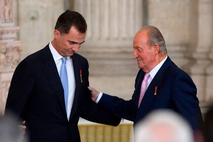 Felipe VI y su padre el rey emérito Juan Carlos I