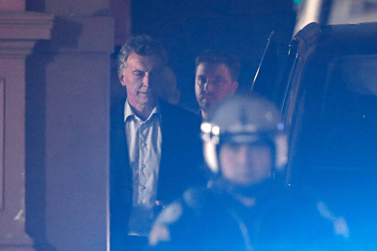 Cómo se vivió en la Casa de Gobierno una jornada cargada de tensiones