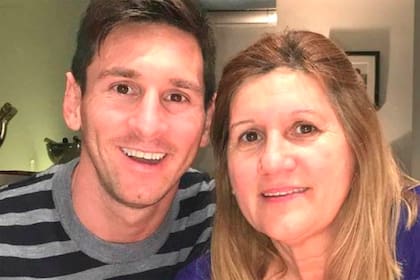 Liones Messi junto a su madre, María Celia Cuccittini