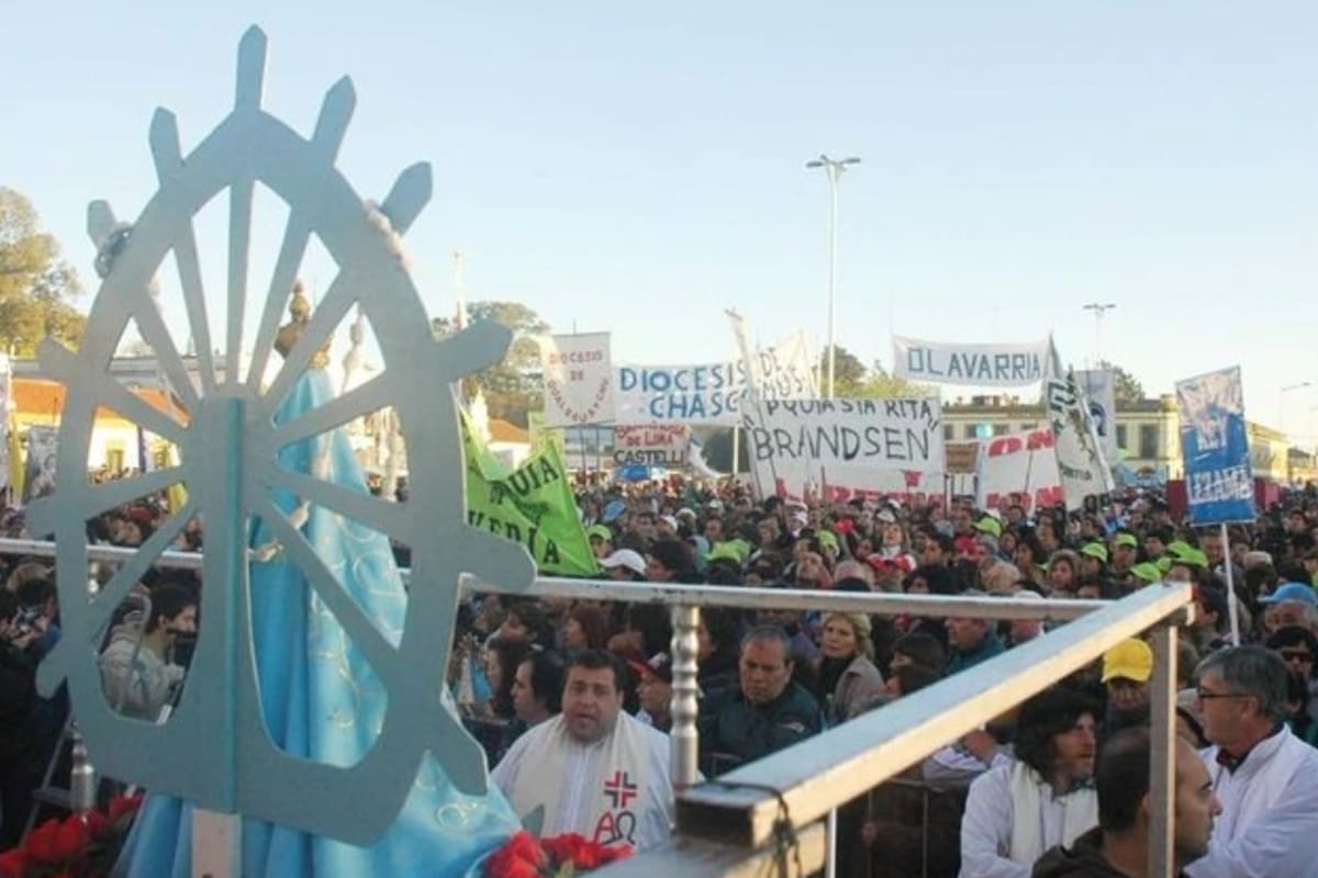 Como todos los años en octubre, hoy se realiza la peregrinación a la Basílica de Lujan