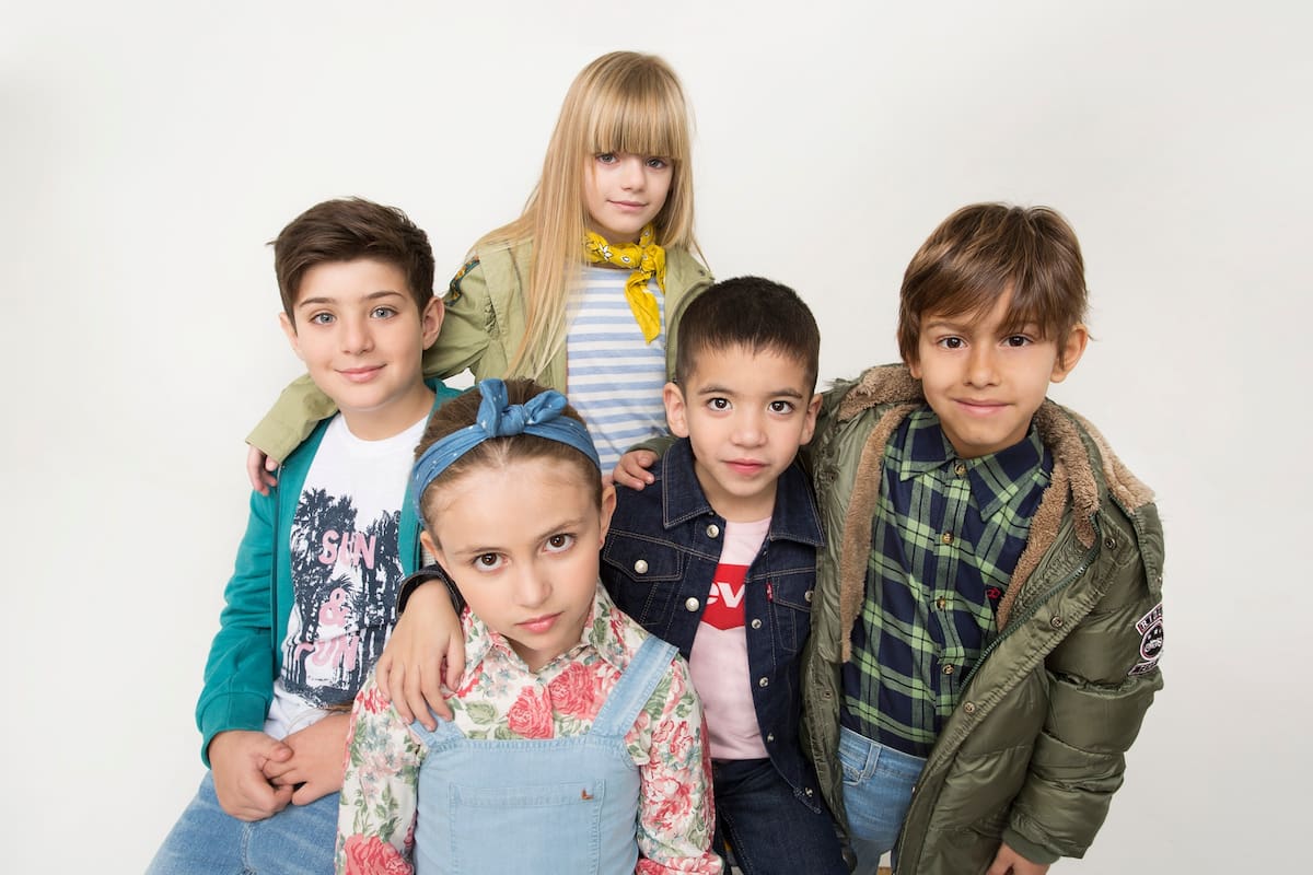 Cómodos, distendidos, con ropa fácil de llevar, especial para disfrutar.