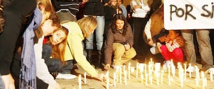 Compañeros de Santiago Urbani y vecinos de Tigre en una marcha para pedir Justicia